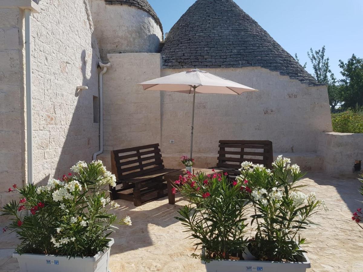 チステルニーノ Trulli Stettゲストハウス エクステリア 写真